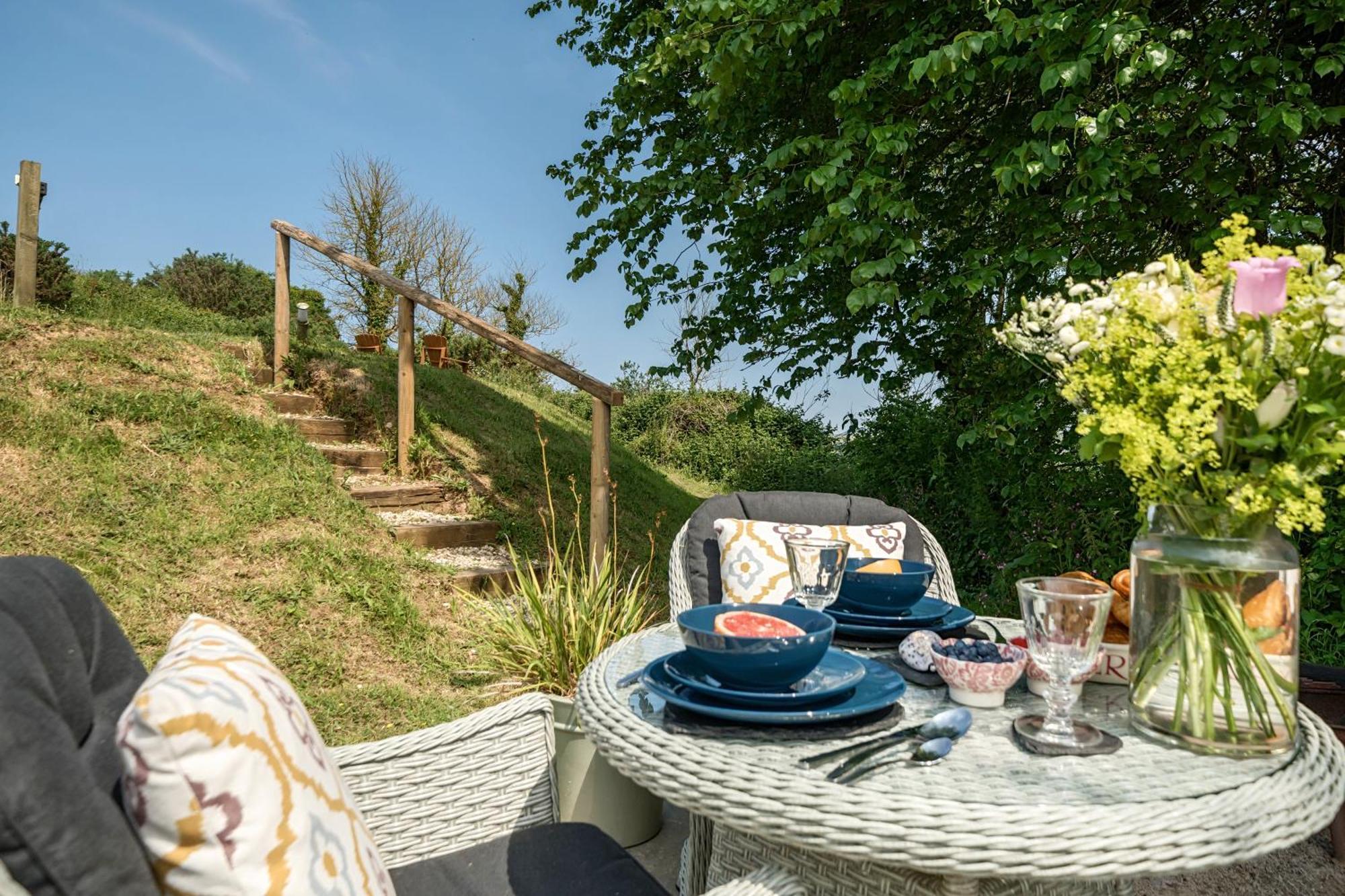 The Treehouse At Salcombe Farm Villa Dış mekan fotoğraf